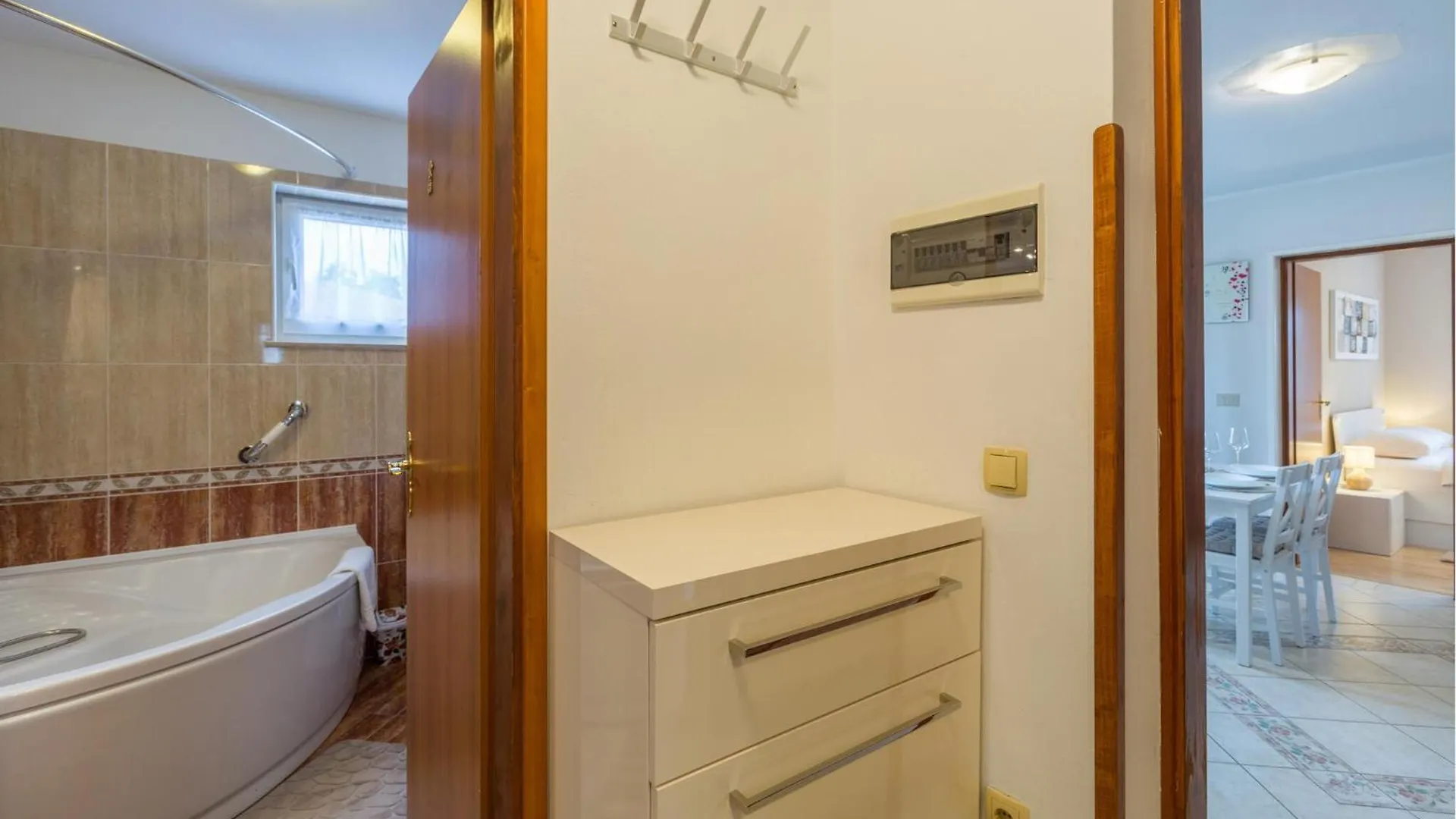 Cozy Apartment In Karigador With Kitchen Croatia