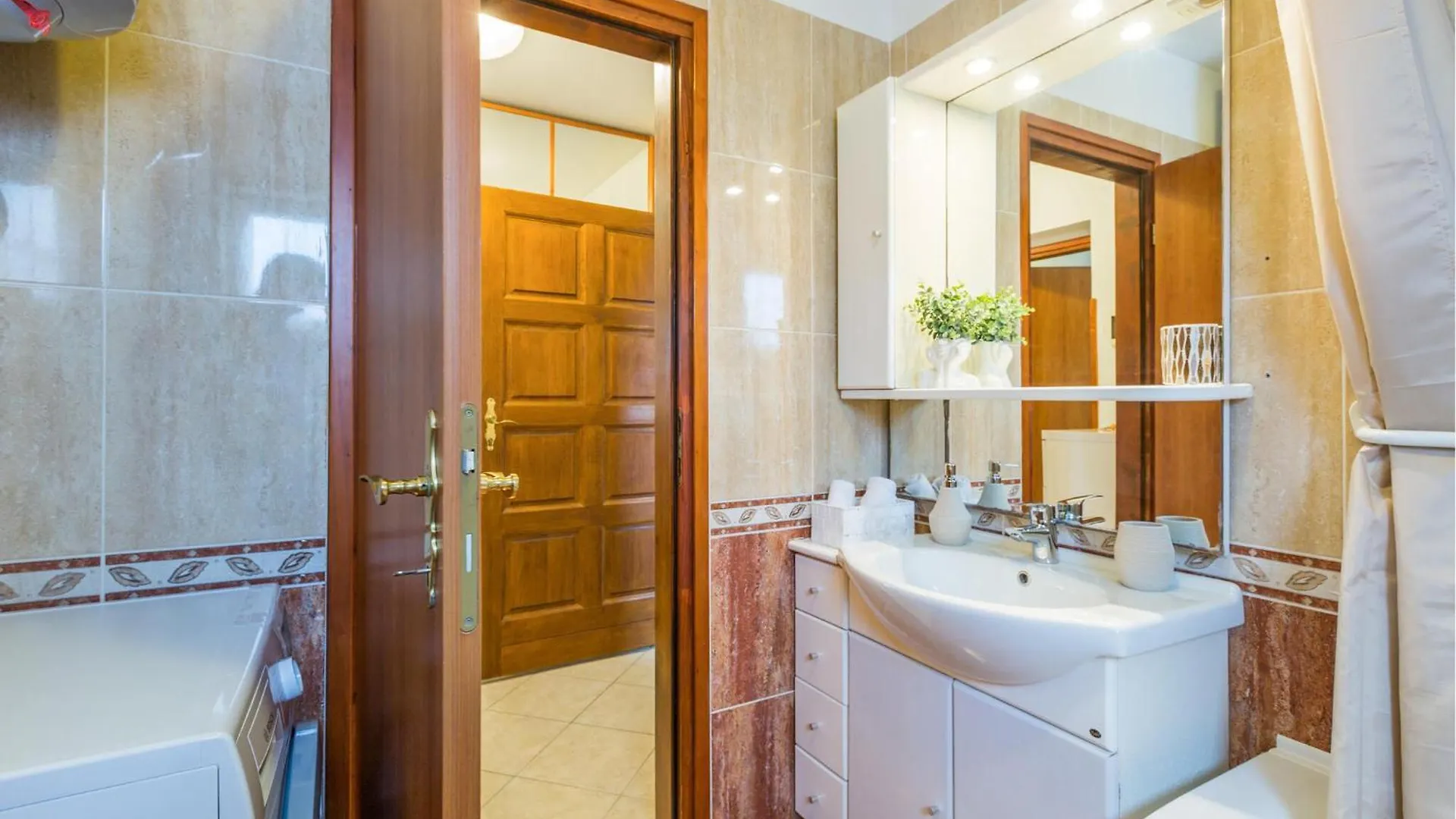 Cozy Apartment In Karigador With Kitchen 0*,  Croatia