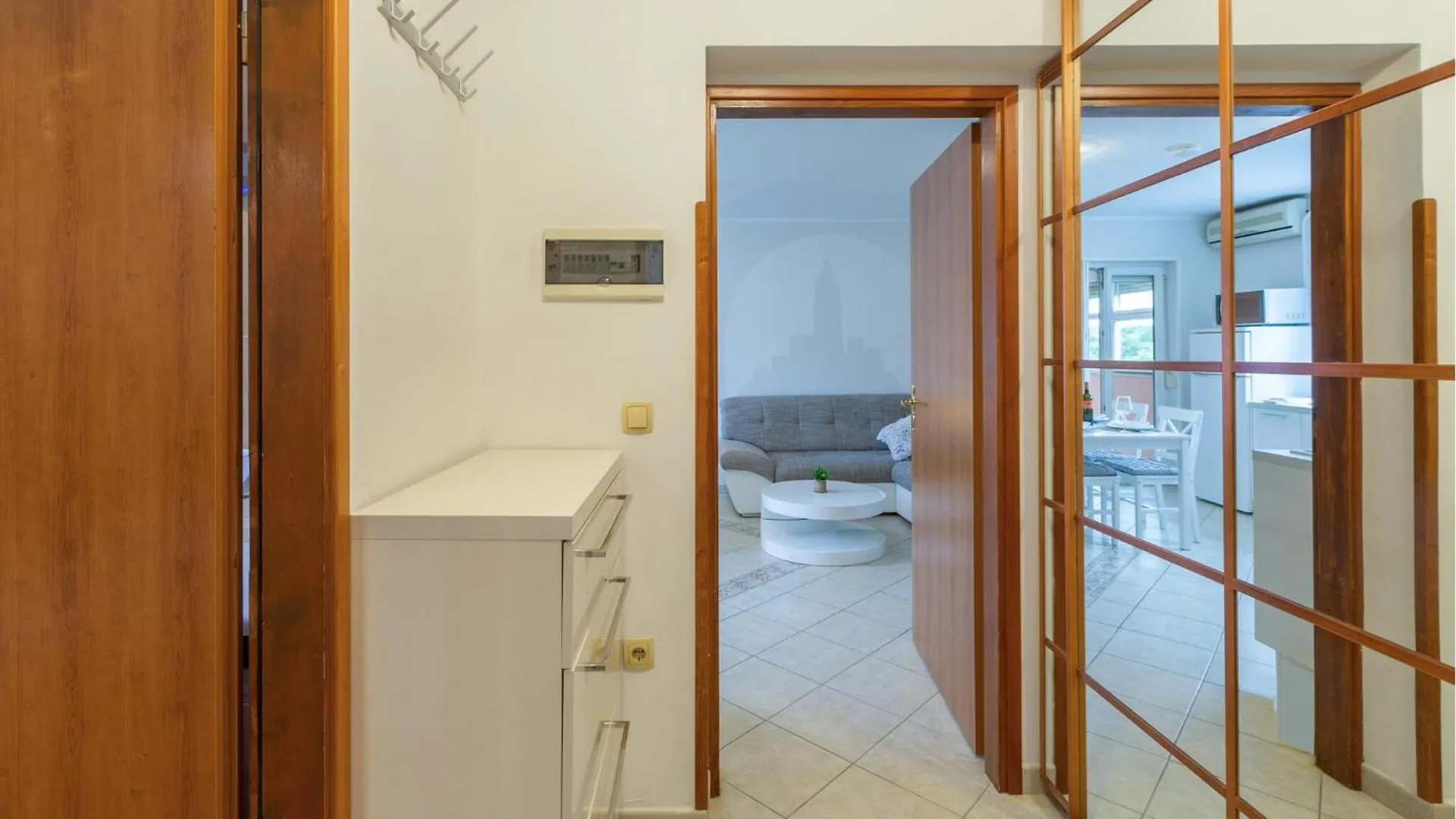 Cozy Apartment In Karigador With Kitchen Croatia